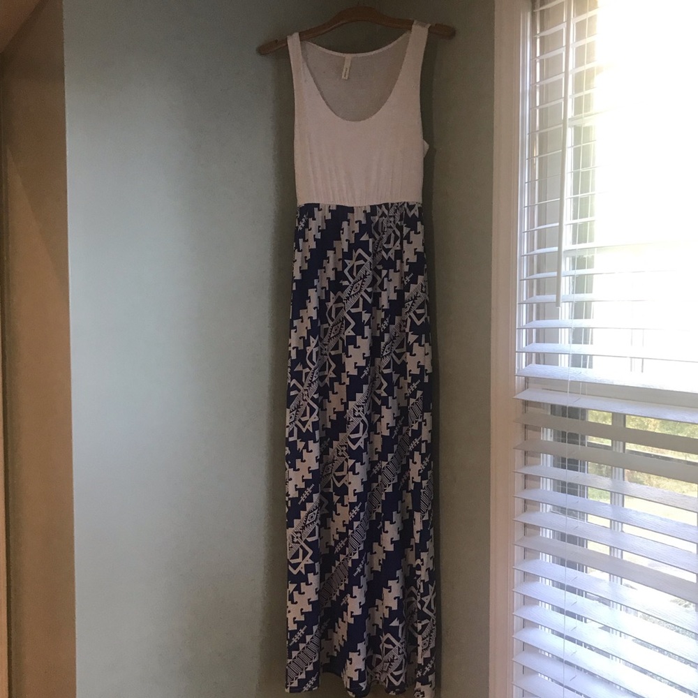 Tyche Maxi Print Dress